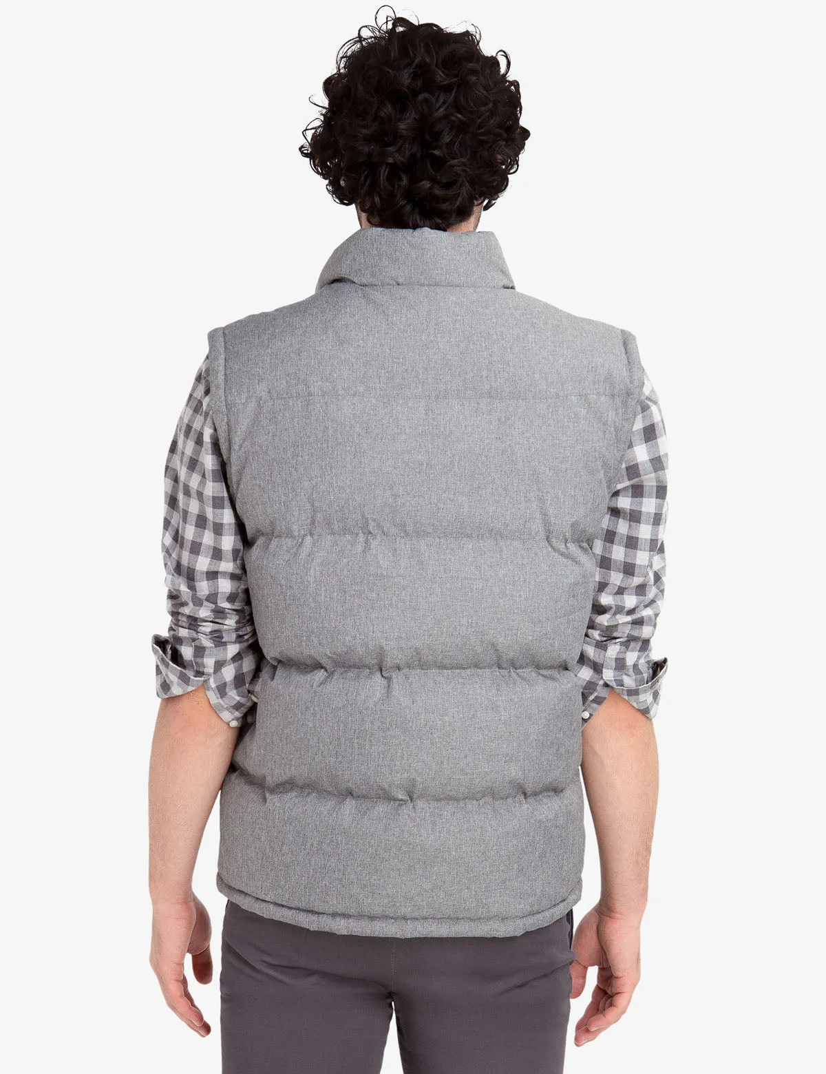 ESSENTIAL PUFFER VEST