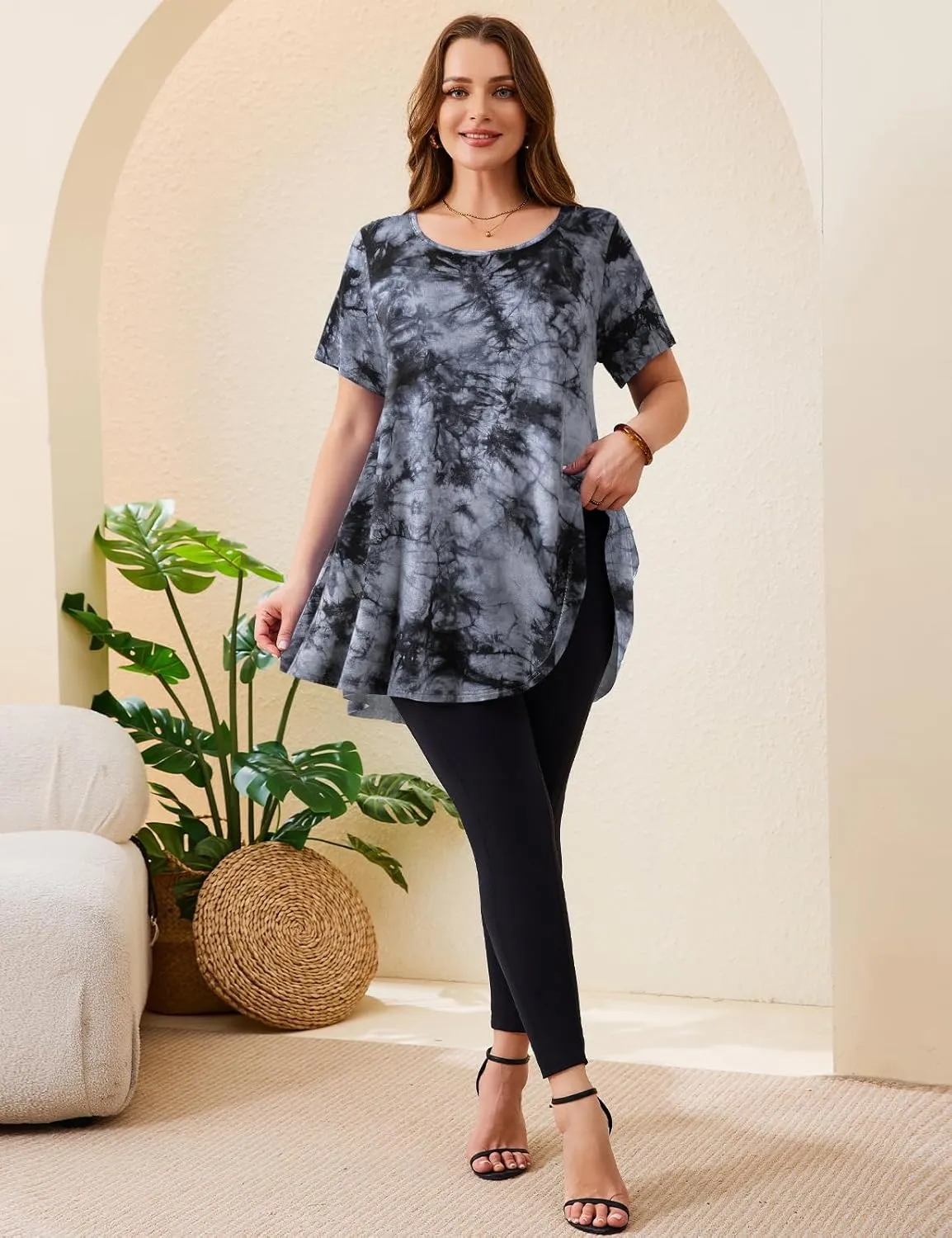 JollieLovin Women's Plus Size Tops Summer Tunic Short Sleeve Loose Fit T-Shirt to Wear with Leggings