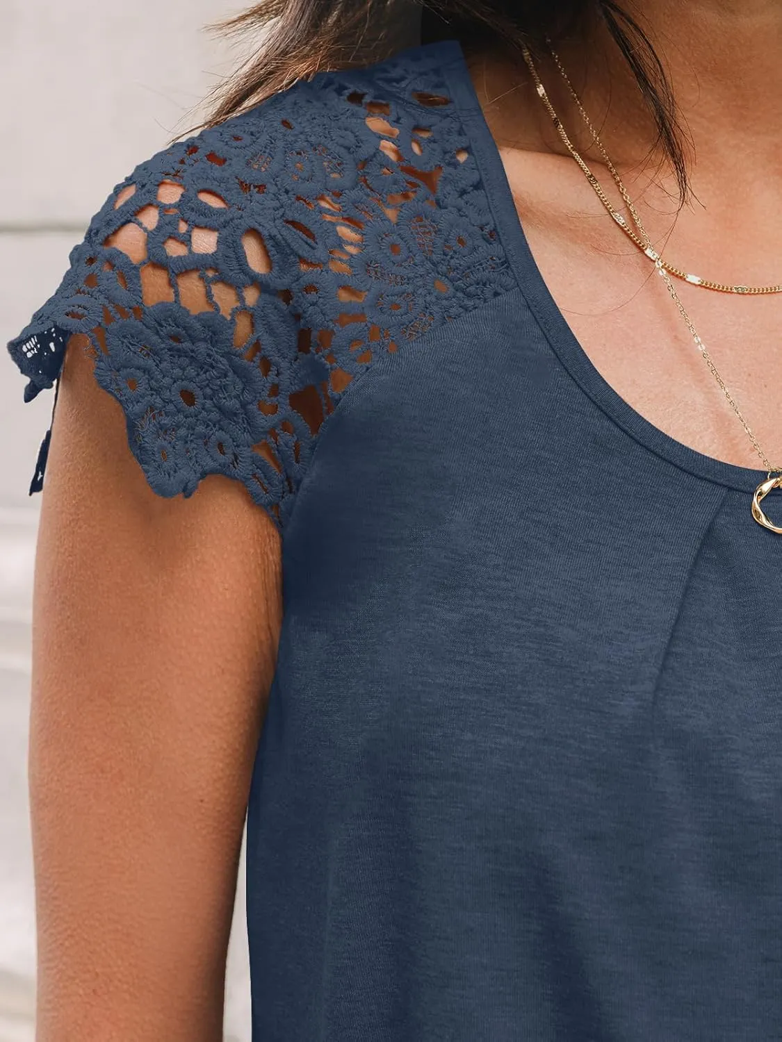 LILLUSORY Lace Short Sleeve Shirts Womens Summer Crew Neck Tops Casual Dressy Tshirt Blouses