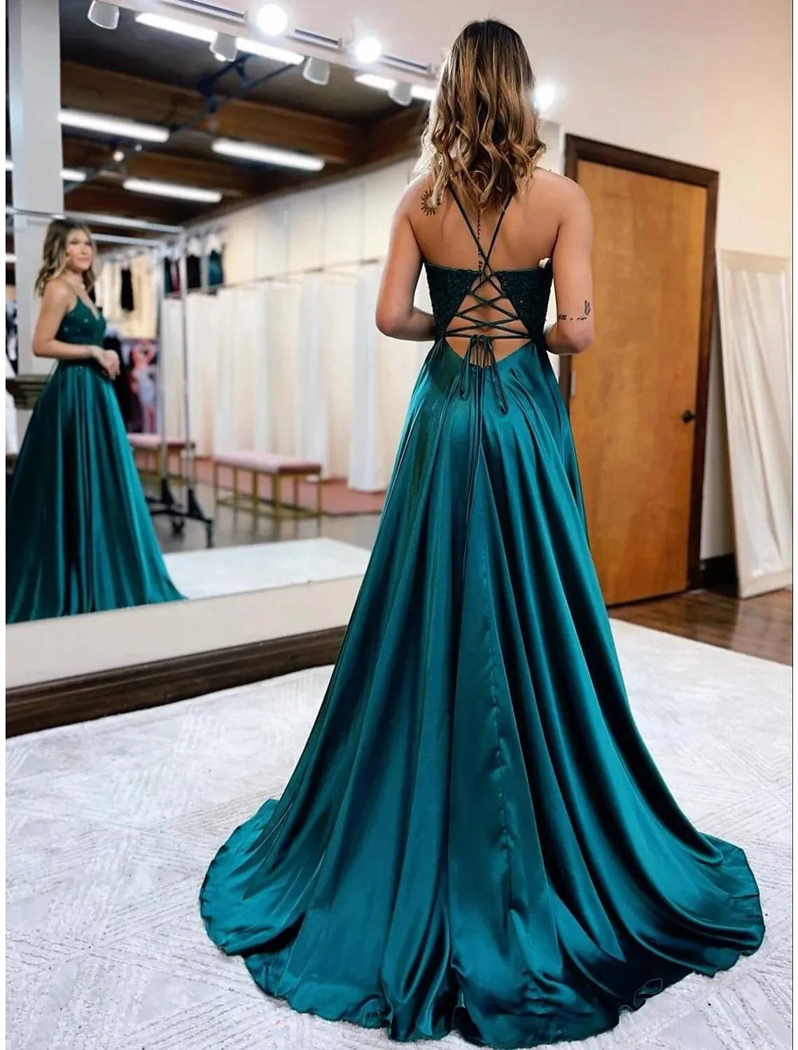Luolandi A-Line Prom Dresses Empire Dress Formal Wedding Guest Court Train Sleeveless V Neck Satin Backless with Beading