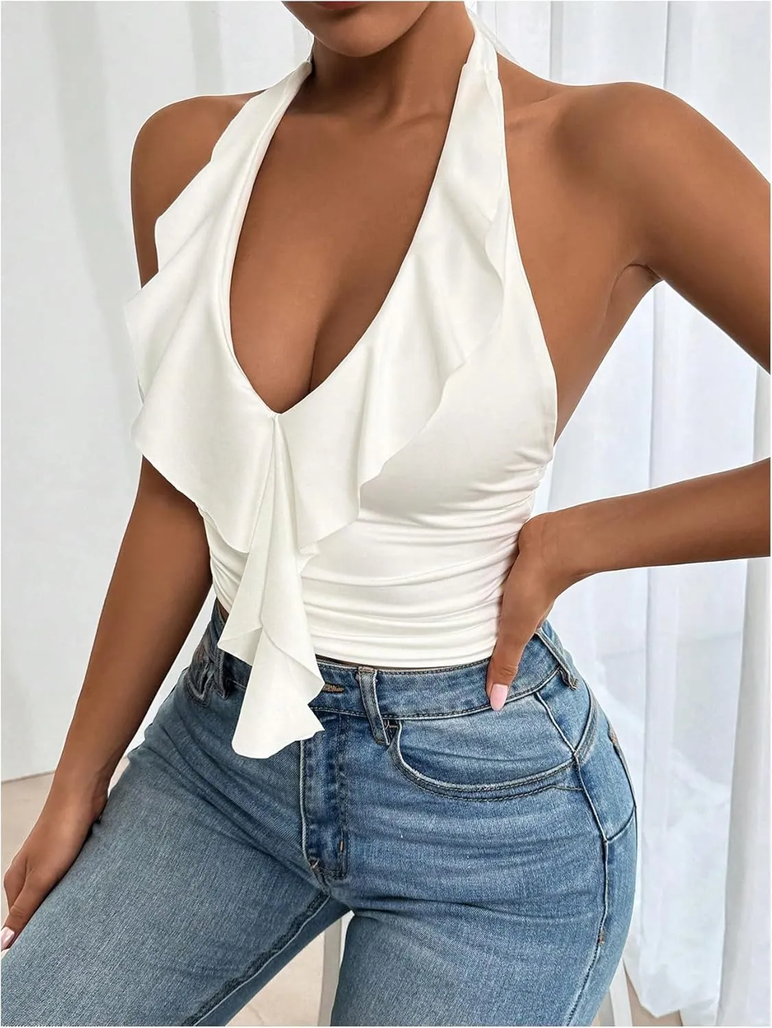 SOLY HUX Women's Ruffle Trim Halter Tops Ruched V Neck Sleeveless Going Out Crop Tops
