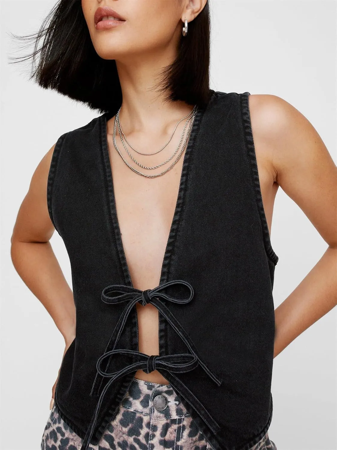 Women Y2k Peplum Tank Tops Tie Front Sleeveless Striped Ruffled Hem Babydoll Vest Shirts Summer Cute Going Out Top