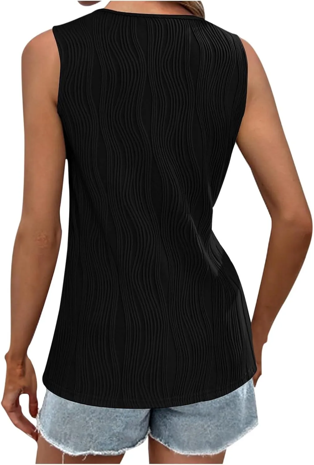 Women's Textured Sleeveless Camisole Pleated Vest Round Neck Trendy Eyelet Cami Working Vacation Casual Basic Top